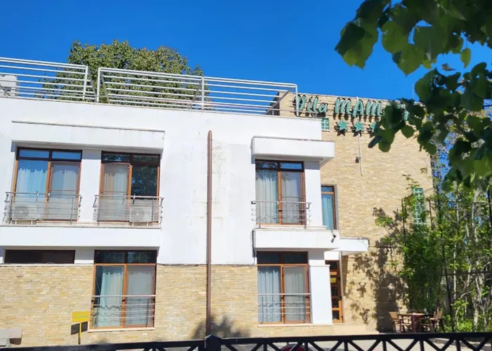 Land Guest house Mamaia